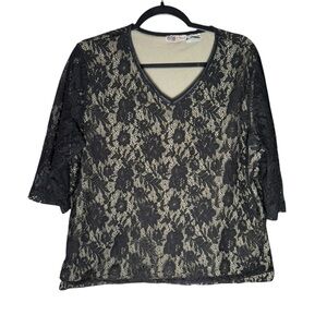 VTG 90s Faded Glory Black Lace Floral Top Women’s size 18W / 20W Whimsigoth
